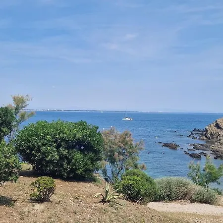 Au Calme A Deux Pas De La 아파트