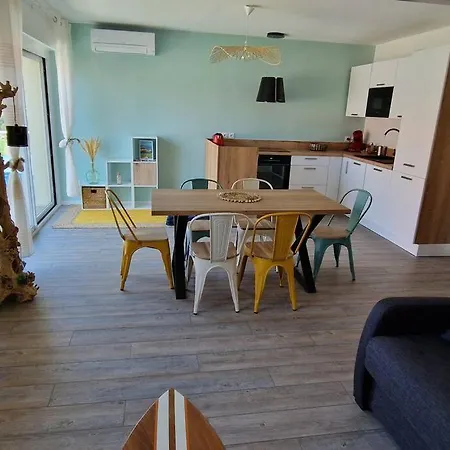 Appartement Au Calme A Deux Pas De La Plage