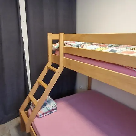 아파트 Au Calme A Deux Pas De La *